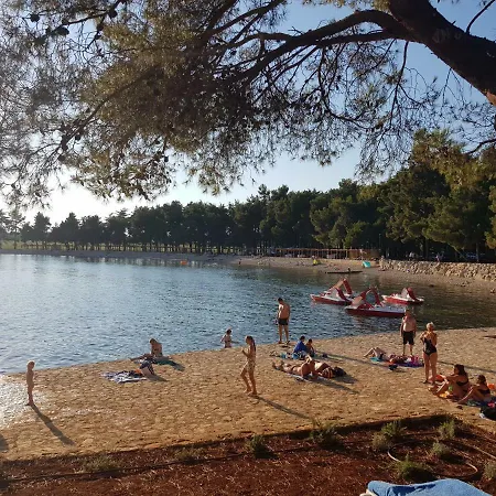 App Mirjana Novigrad (Istria)